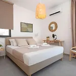 Flora - 3bed En-suite With Private Pool *