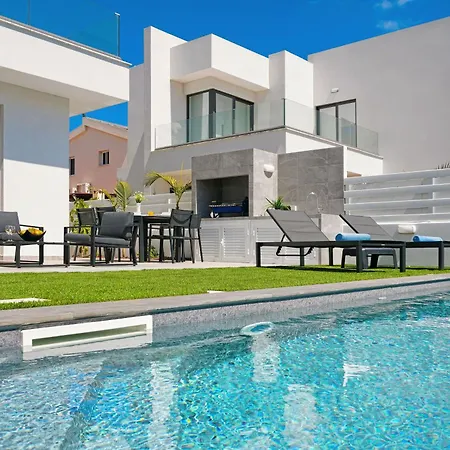 ヴィラ Flora - 3bed En-suite With Private Pool *