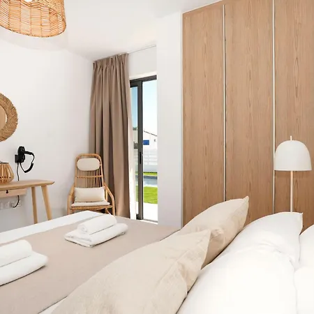 ヴィラ Flora - 3bed En-suite With Private Pool パラリムニ