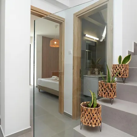 Flora - 3bed En-suite With Private Pool